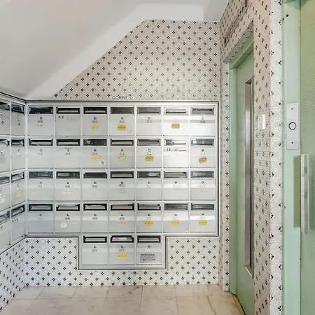 Stylish Ajuda Apartman *